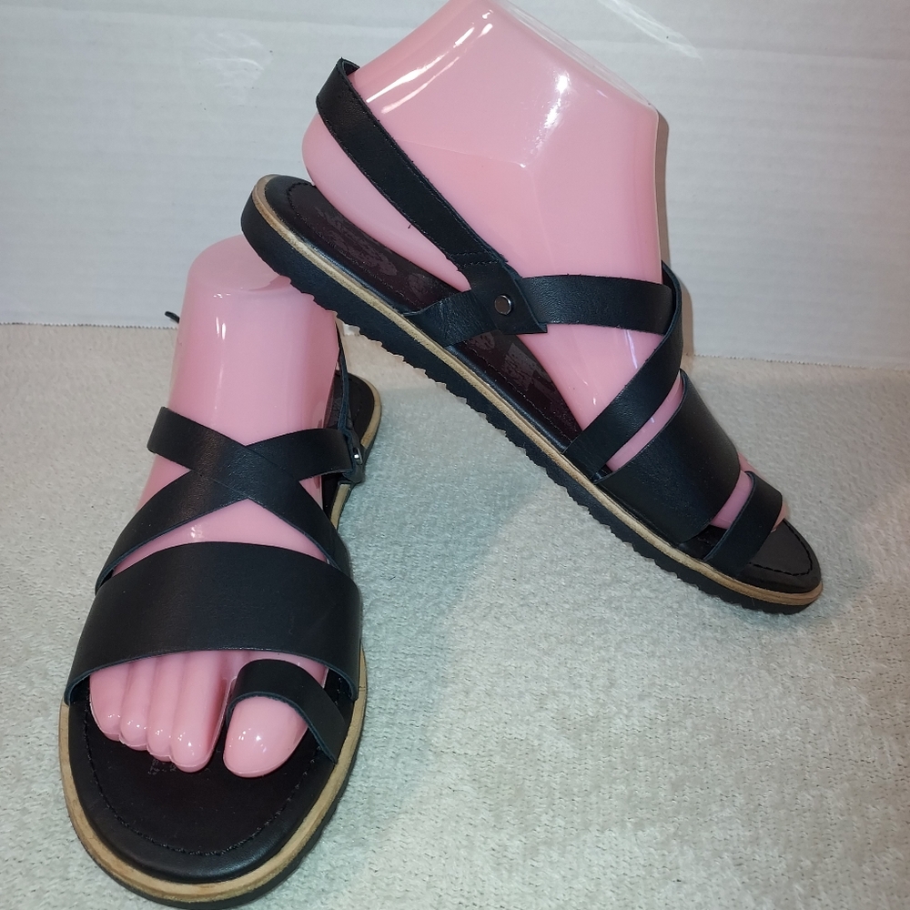 Sorel Ella Black Leather Criss Cross Strappy Sandals size 8
